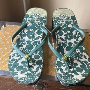 Tory Burch Green Floral Logo Thong Sandals MUST HAVES